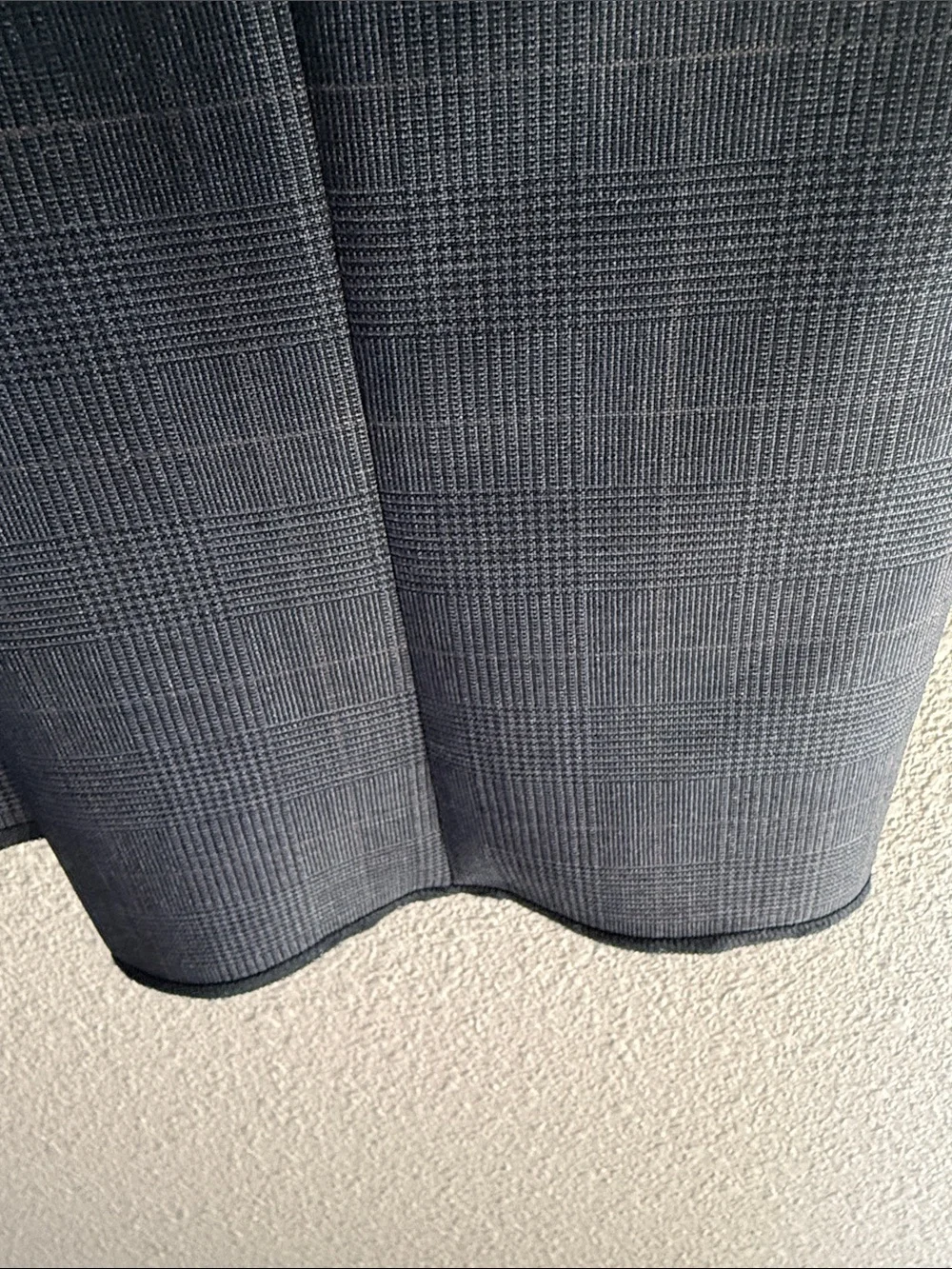 NWT Burberry Men's slim carbon blue Windowpane Two-Button Suit - US 36 R